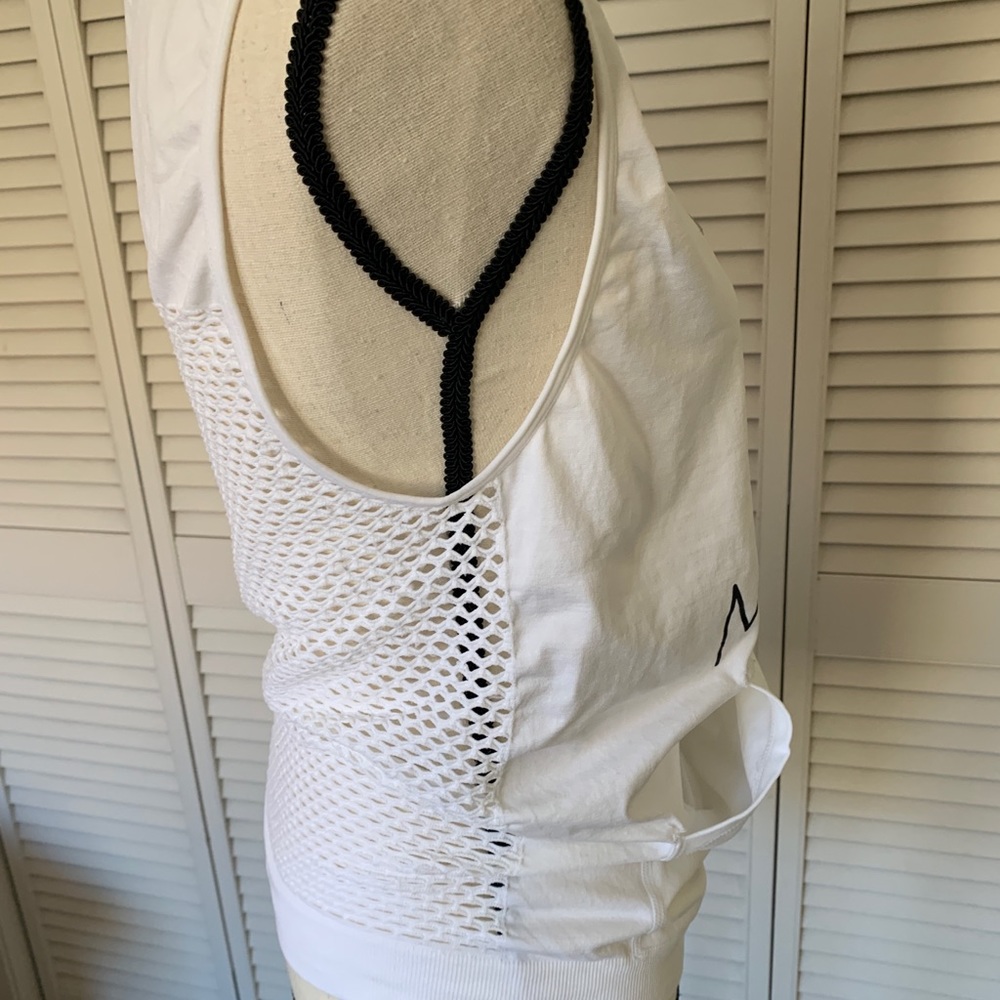Workout Top - Picture 5 of 8